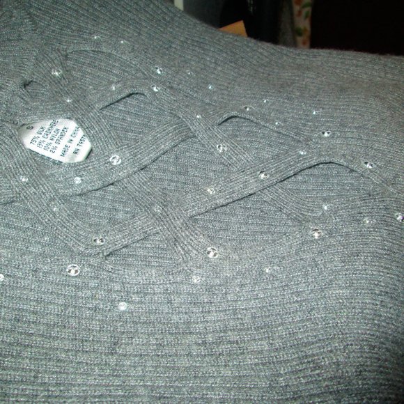 Like New Cache Silk Cashmere Sweater with Crystals - Picture 8 of 10